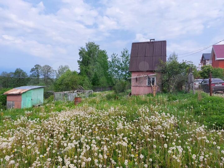 Дача 15 м² на участке 9 сот.