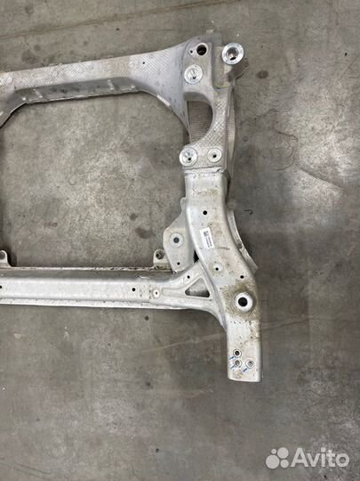 Подрамник передний Mercedes-Benz C-Class W205