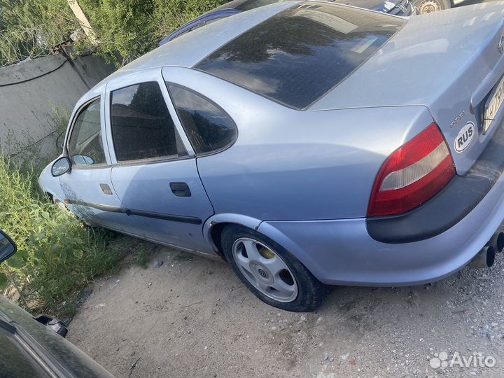 В разбор на запчасти opel vectra b