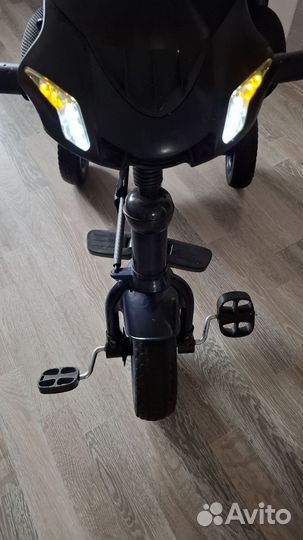 Трехколесный велосипед