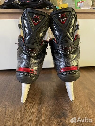 Хоккейные коньки bauer vapor 2x