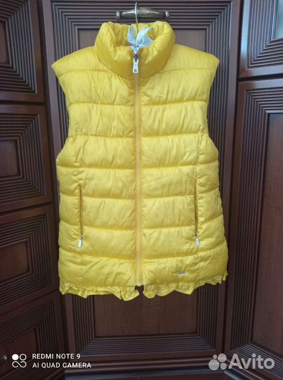 Жилетка для девочки 122 128,134 Mayoral