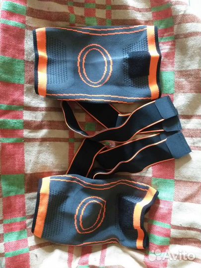 Элостичный наколенник