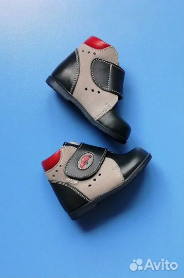 Обувь кожаная на первый шаг