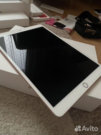 iPad air 2019 64gb gold