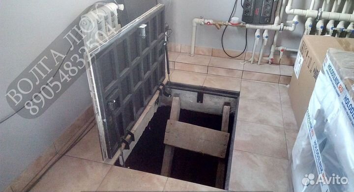 Люк напольный под плитку с амортизаторами