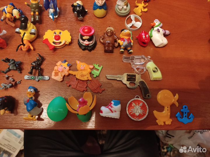 Различные киндеры,фигурки,игрушки