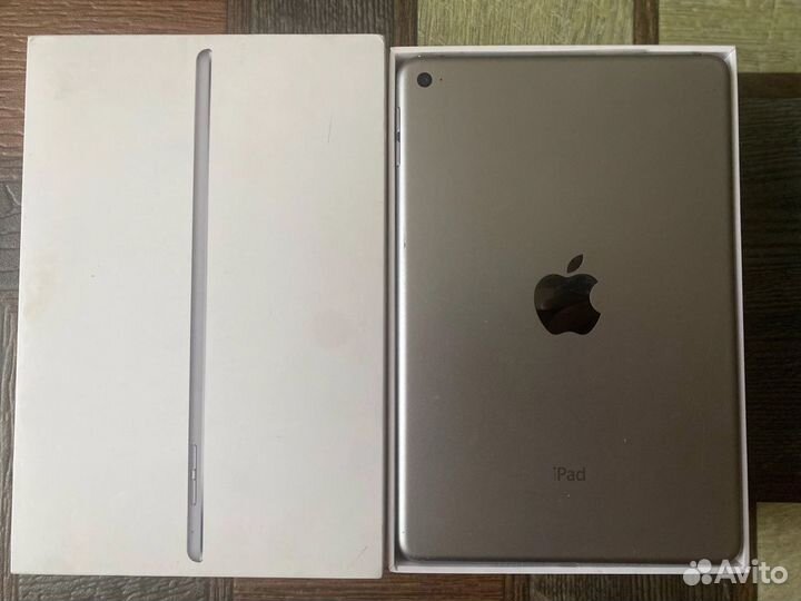 iPad mini 4