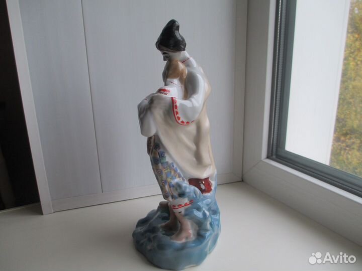Фарфор СССР Статуэтка Майская Ночь Полонне