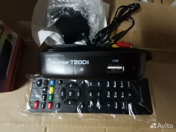Приставка для цифрового тв selenga T20DI