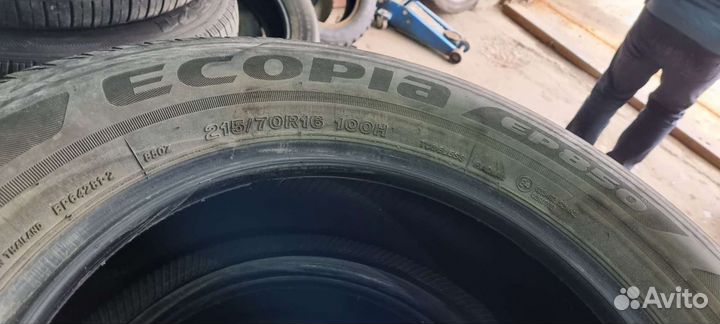 Bridgestone Ecopia EP850 215/70 R16 100H