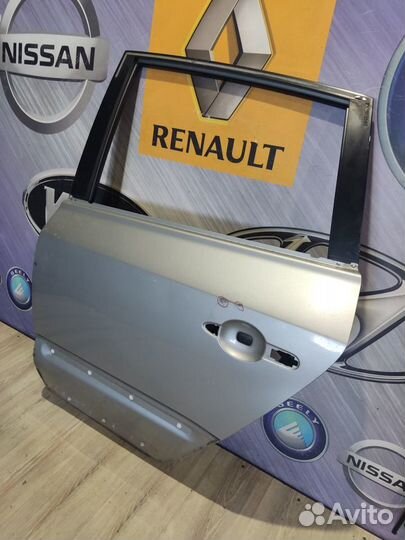 Дверь задняя боковая Renault koleos Лев