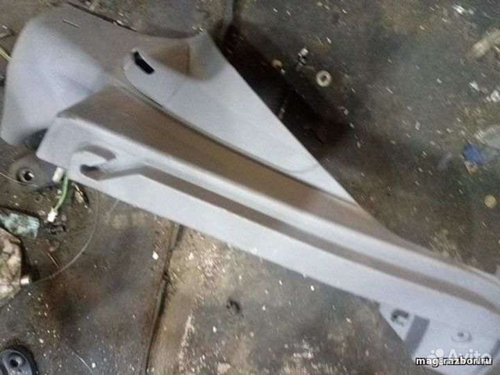 Опора полки багажника Ford Focus, II правая, купе