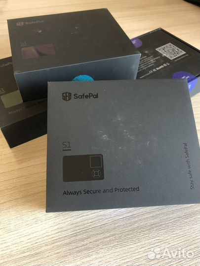Холодный кошелек Safepal S1 \ Ledger Nano S