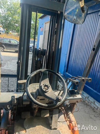 Вилочный погрузчик Heli CPCD15, 2012