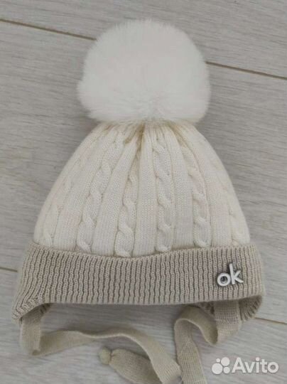 Шапка с помпоном