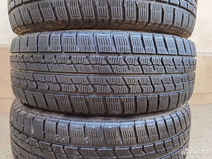 Goodyear Ice Navi Zea II 225/60 R17 98H