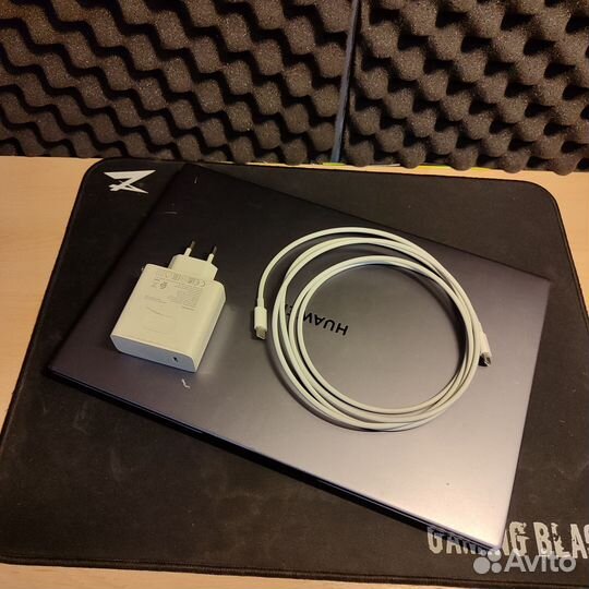 Ноутбук huawei matebook d14