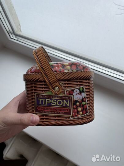 Металлическая коробка