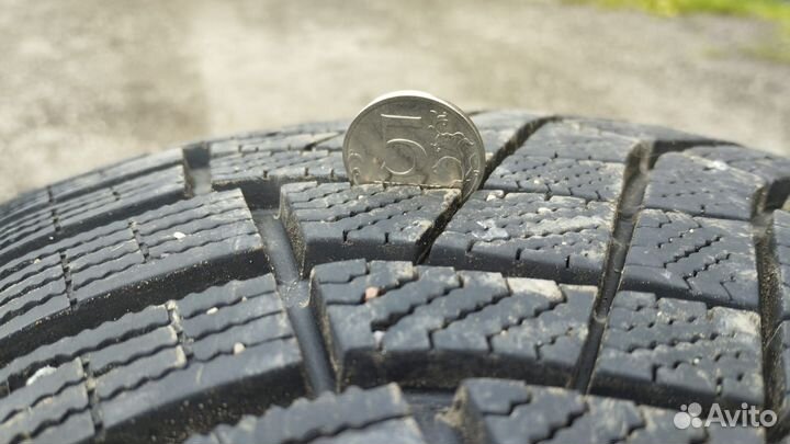 Pirelli Ice Zero FR 205/55 R16 94T