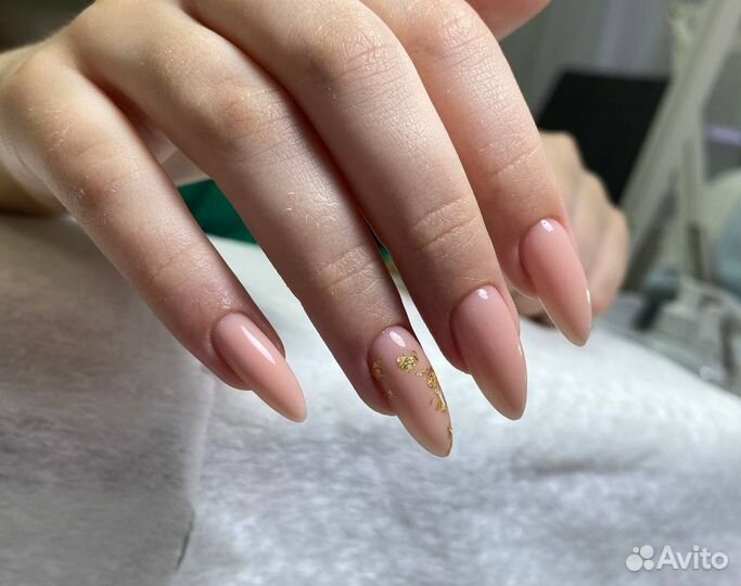 Маникюр Брови