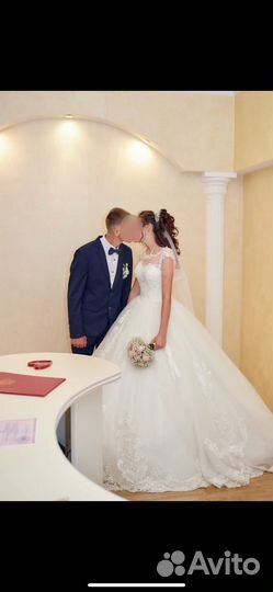 Свадебное платье