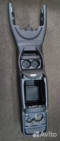 Центральная консоль Mercedes V-Class