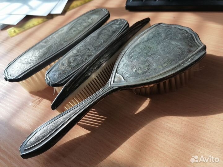 Туалетный набор серебро 4 предмета