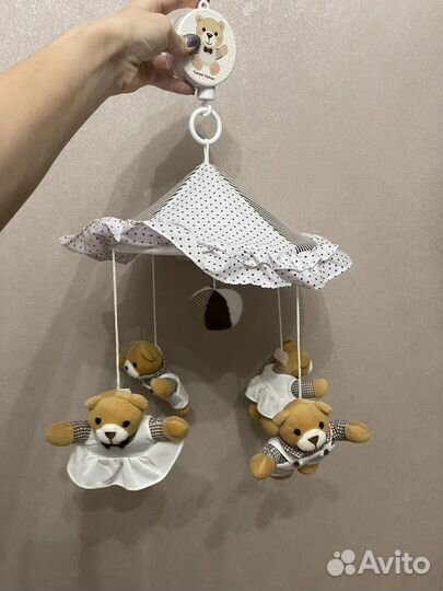 Мобиль в кроватку