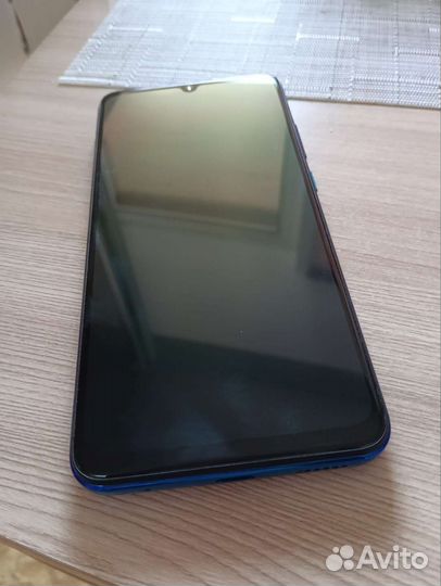 Смартфон бу vivo v17