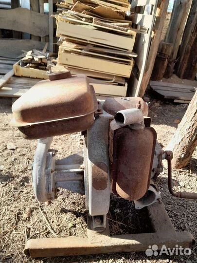 Двигатель с помпой