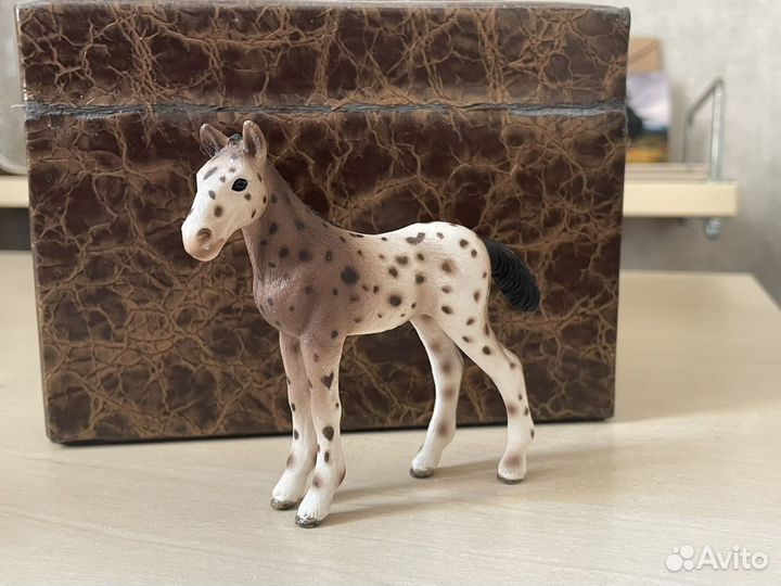 Фигурки лошадей schleich