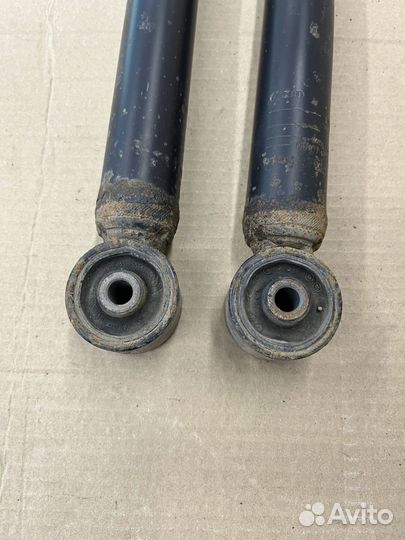 Амортизаторы задние 2шт Фольцваген Поло 5 седан