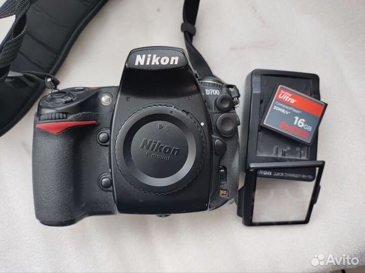 Nikon D700 body 63k