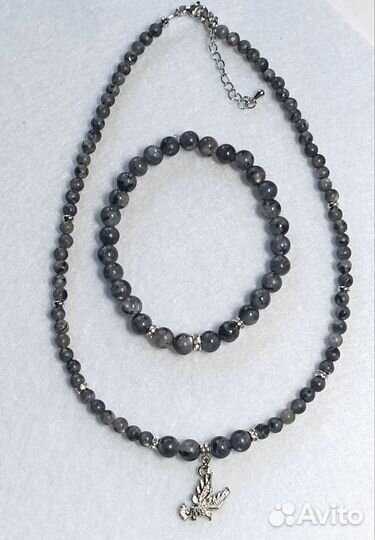 Чокер и браслет из Лабрадора