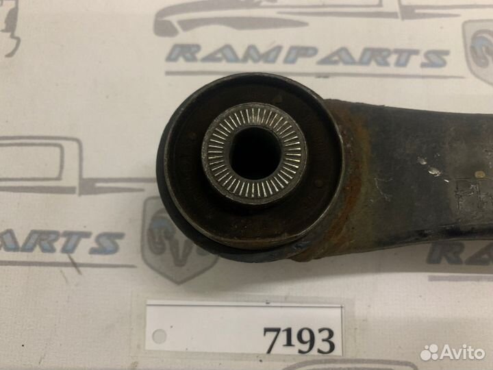 Рычаг задний нижний