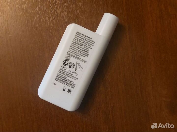 LA roche-posay SPF50+ Солнцезащитный