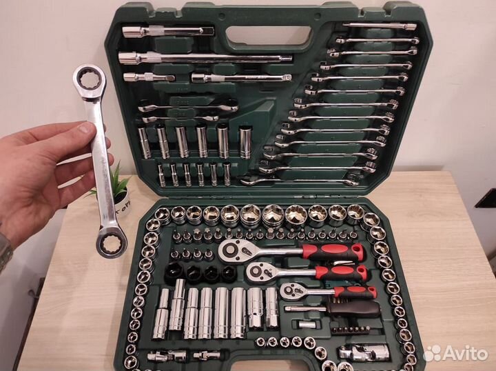 Набор инструментов для авто 151 предмет