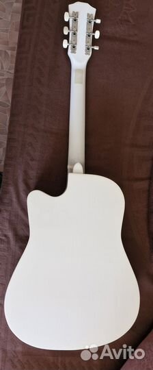 Классическая гитара шестиструнная