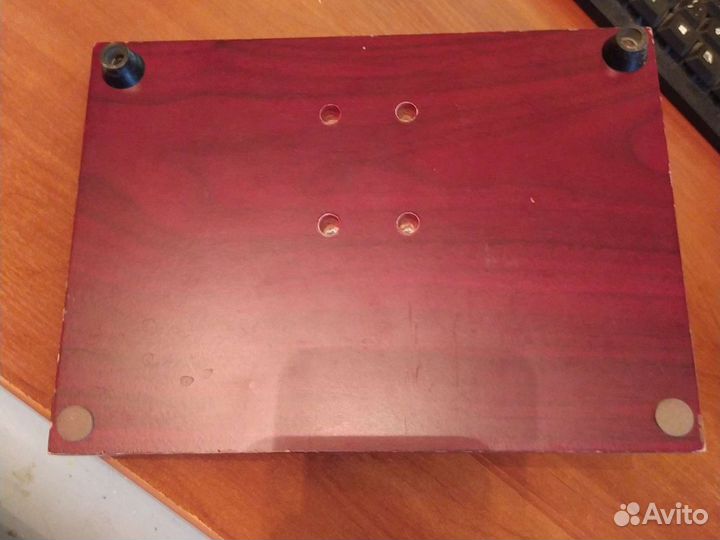 Подставки для перекидного календаря ручек