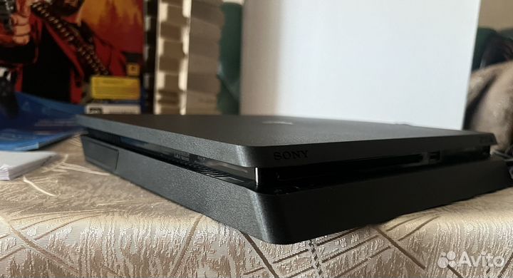 Игровая приставка Sony PlayStation 4 Slim 1TB