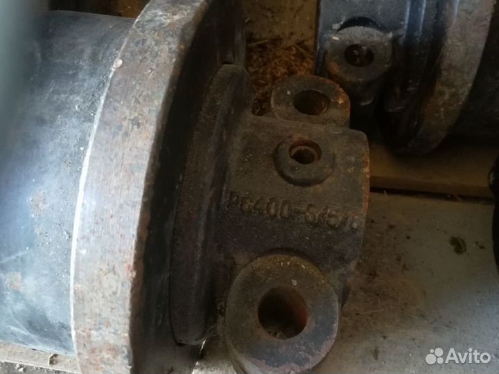 Каток опорный komatsu коматцу