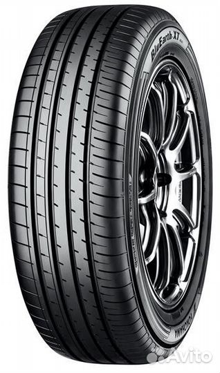 Yokohama BluEarth-XT AE61 215/65 R16 98H