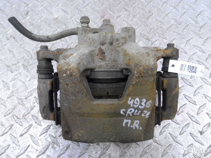 Суппорт передний правый Chevrolet Cruze J300