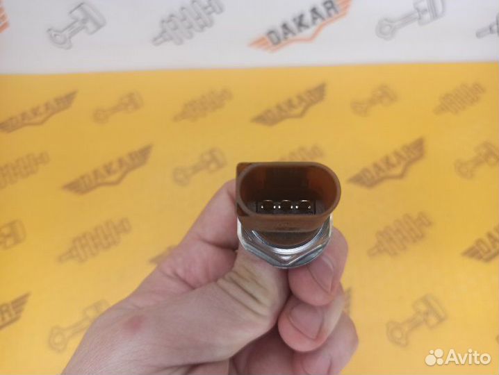 Датчик давления топлива Volkswagen Tiguan 5N1 cava