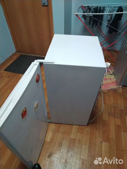 Холодильник бу маленький