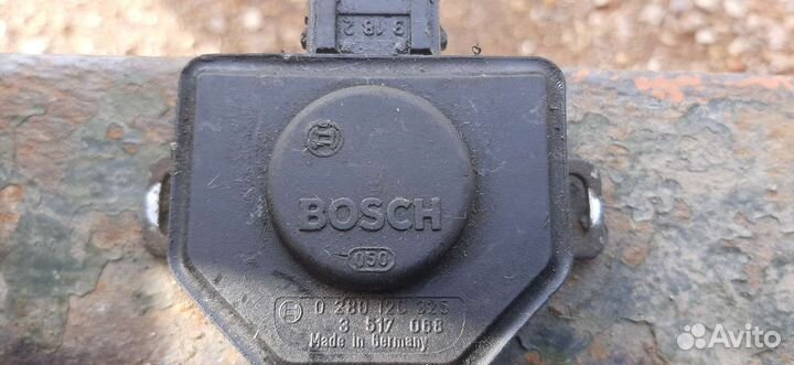 Датчик дросселя Вольво