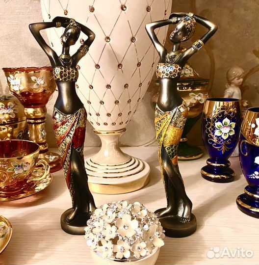 Статуэтки Негритянки и Шкатулка