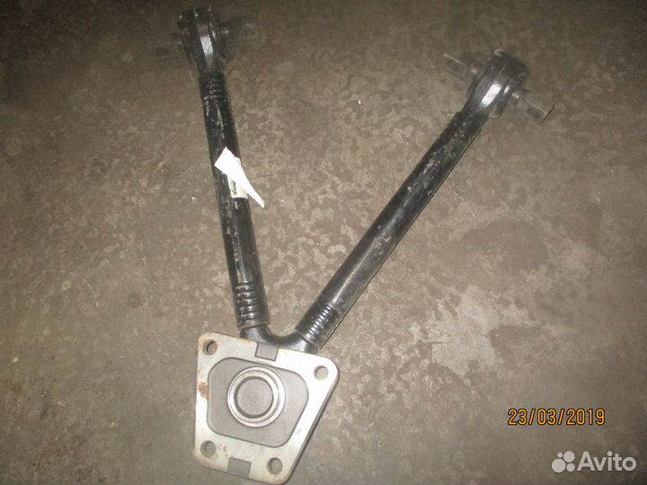 Тяга V- образная DAF 1368270