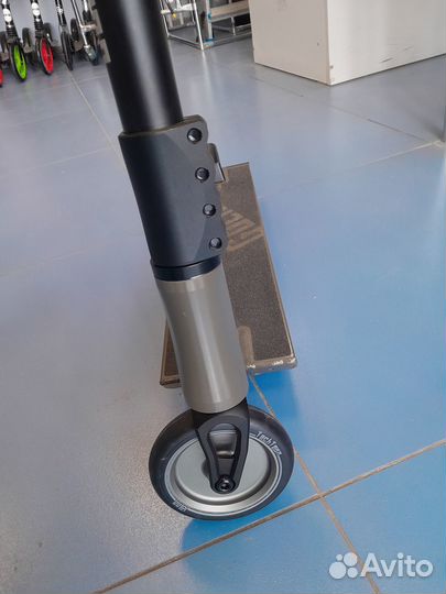 Трюковый самокат TT Goliath 120мм серый